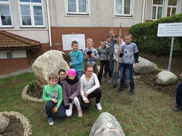 Członkowie koła turystyczno-przyrodniczego